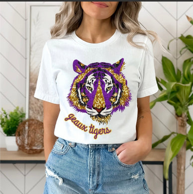 Tiger sequin adult T-shirt