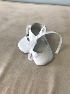 White ballet crib shoes